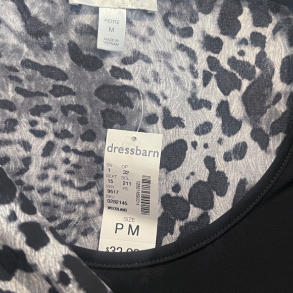 (NWT) Dress Barn Women's Black/Gray Leopard Long Sleeve Faux Wrap Top Size PM - Picture 4 of 9